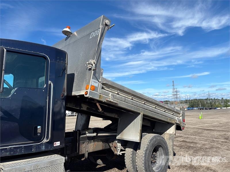 Kenworth T370 4x2 S/A Dump Truck Bañeras basculantes usadas