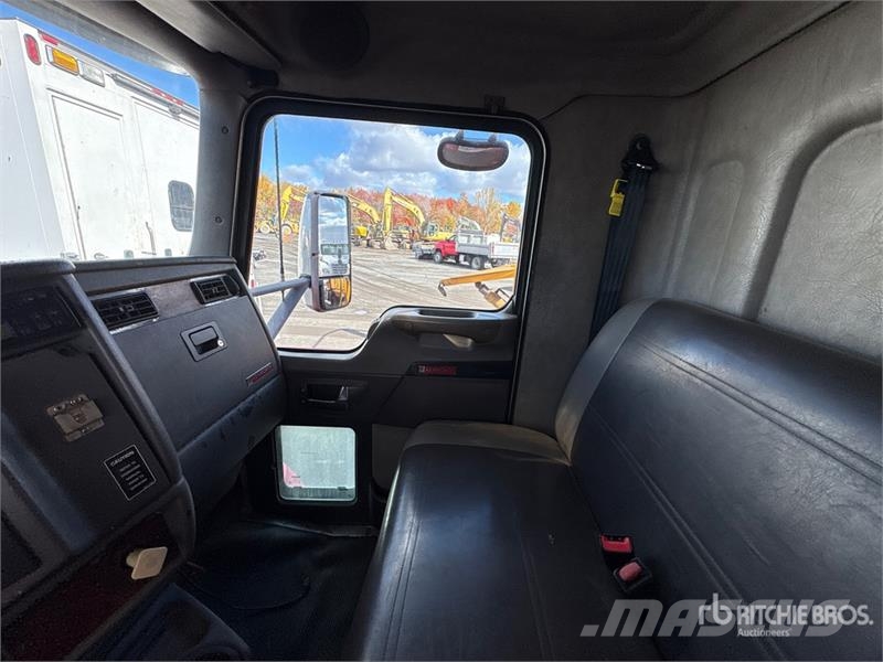 Kenworth T370 4x2 Service Truck Kommunal-Sonderfahrzeuge