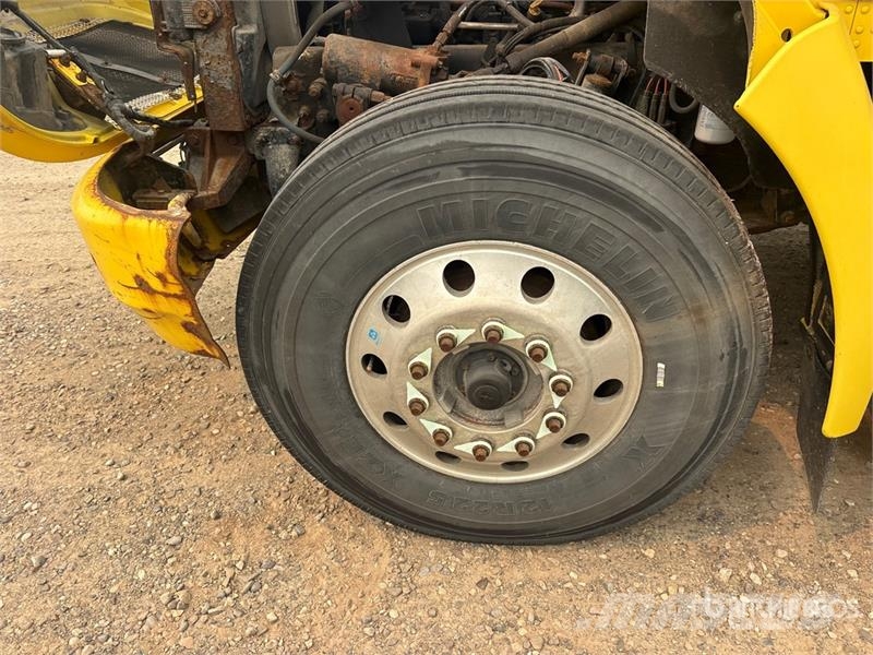 Kenworth T370 6x4 Propane Tank Haul Truck (Inoperable) Other trucks
