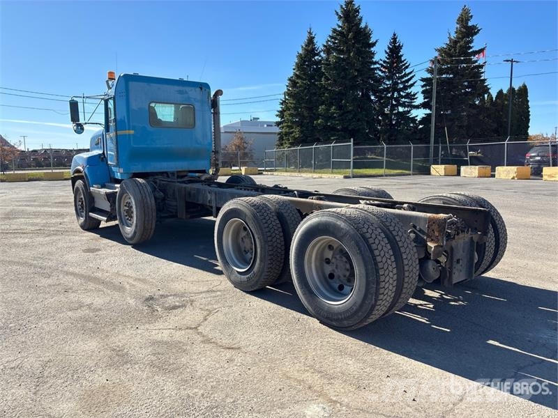 Kenworth T400 8x4 Twin-Steer Cab and Chassis Kabine i unutrašnjost