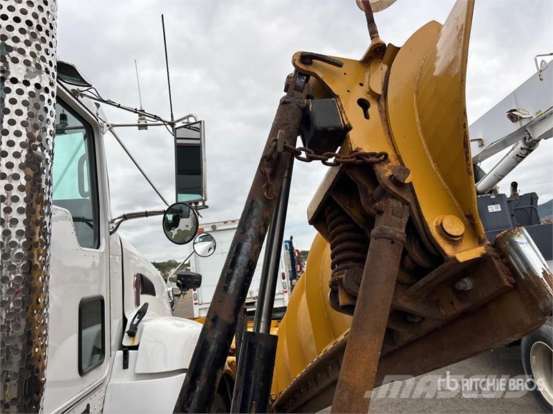 Kenworth T440 6x4 Snow Plow Truck Municipal / general purpose vehicles