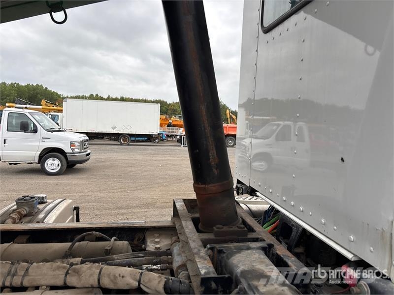 Kenworth T440 6x4 Snow Plow Truck Municipal / general purpose vehicles