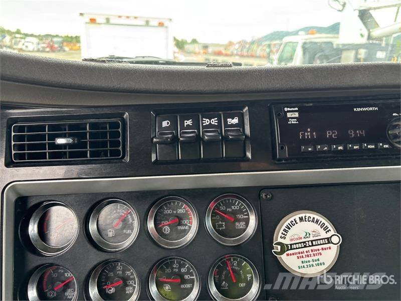 Kenworth T440 6x4 Snow Plow Truck Municipal / general purpose vehicles