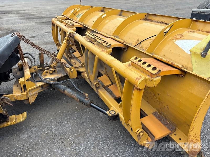 Kenworth T440 6x4 Snow Plow Truck Kommunal-Sonderfahrzeuge