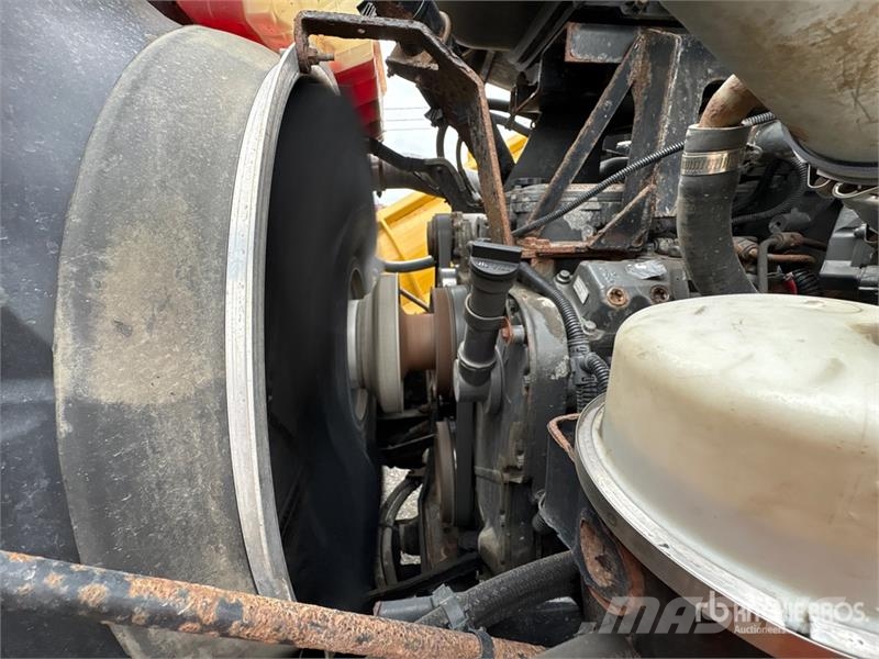 Kenworth T440 6x4 Snow Plow Truck Kommunal-Sonderfahrzeuge