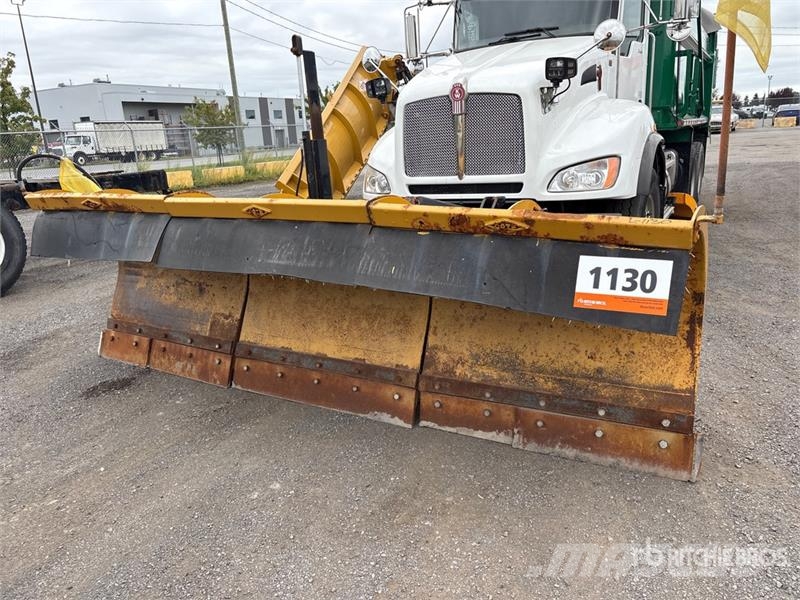 Kenworth T440 6x4 Snow Plow Truck Kommunal-Sonderfahrzeuge