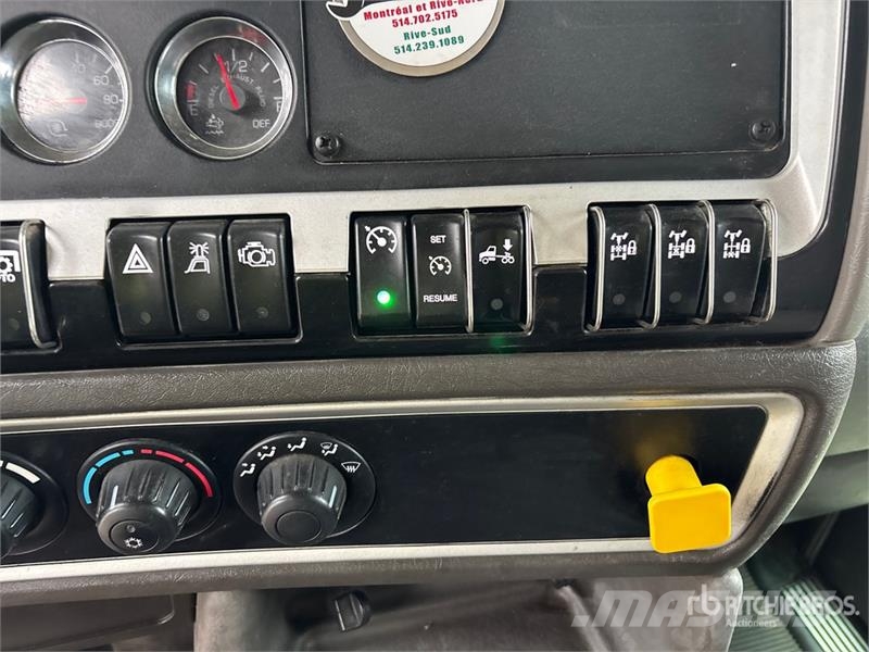 Kenworth T440 6x4 Snow Plow Truck Municipal / general purpose vehicles