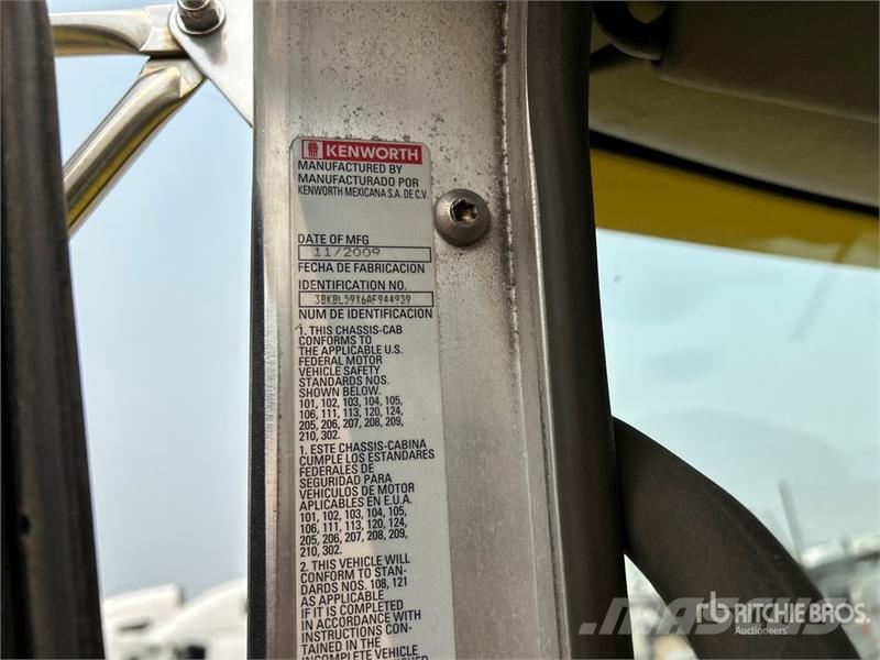 Kenworth T470 6x4 Cab and Chassis (Inoperable) Kabinen