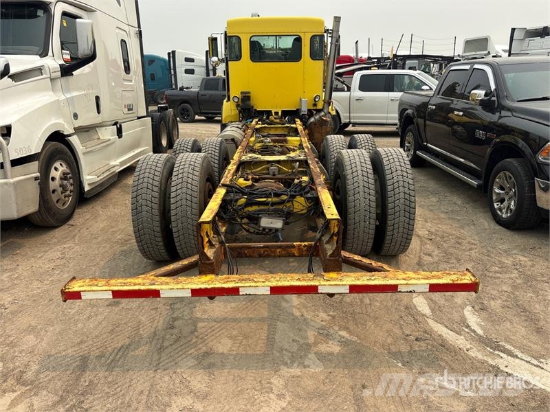 Kenworth T470 6x4 Cab and Chassis (Inoperable) Kabinen