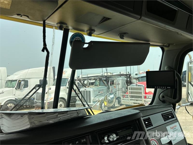 Kenworth T470 6x4 Cab and Chassis (Inoperable) Kabinen