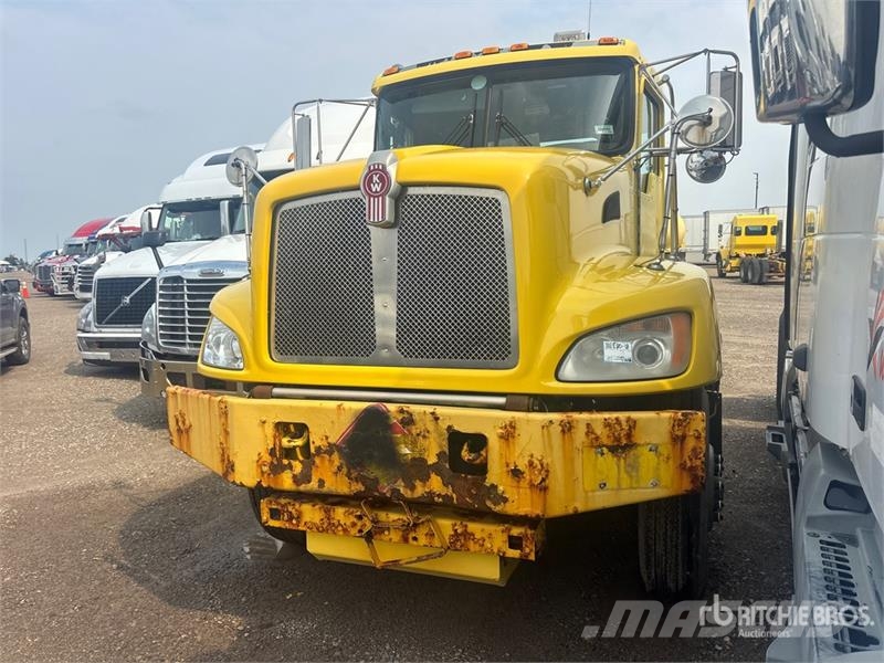 Kenworth T470 6x4 Cab and Chassis (Inoperable) Kabinen