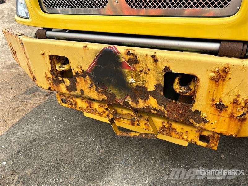 Kenworth T470 6x4 Cab and Chassis (Inoperable) Kabinen