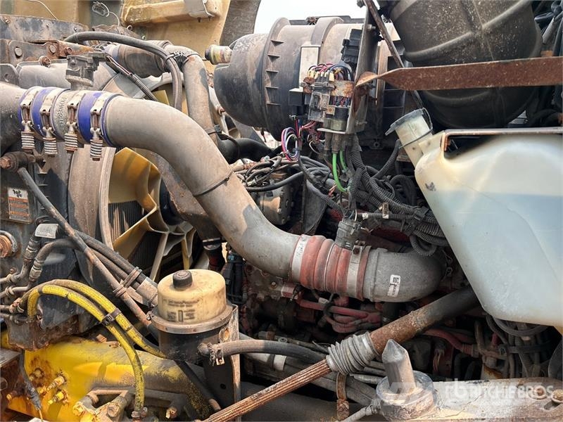 Kenworth T470 6x4 Cab and Chassis (Inoperable) Kabinen