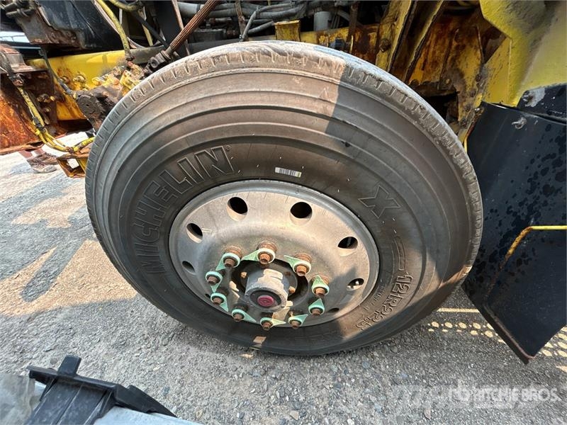 Kenworth T470 6x4 Cab and Chassis (Inoperable) Kabinen