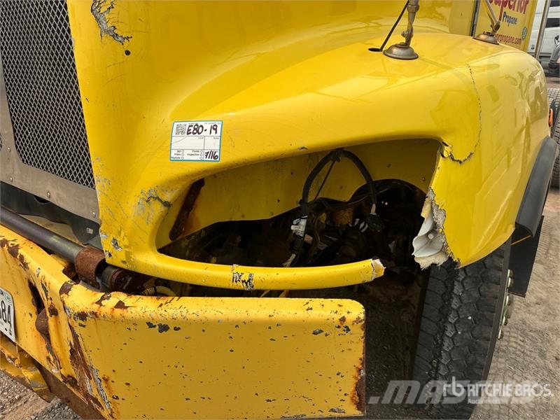 Kenworth T470 6x4 Cab and Chassis (Inoperable) Kabinen