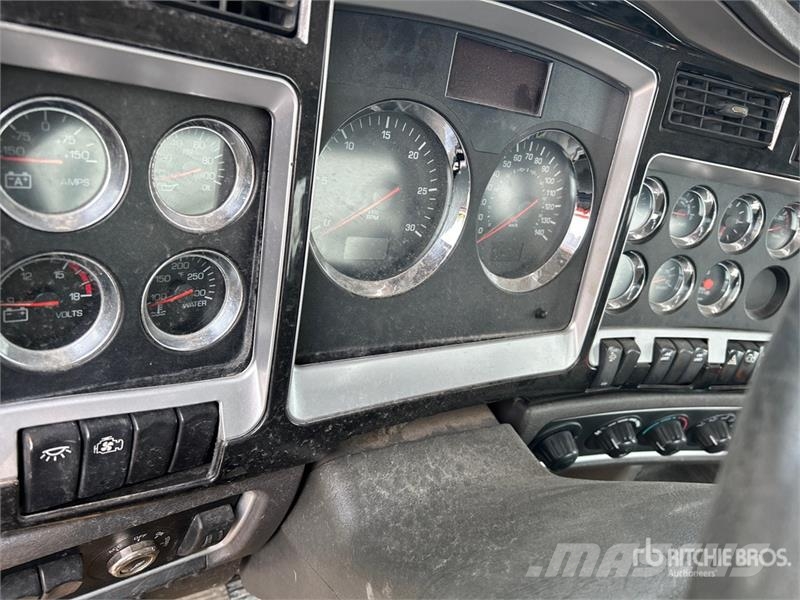 Kenworth T470 6x4 Cab and Chassis (Inoperable) Kabinen