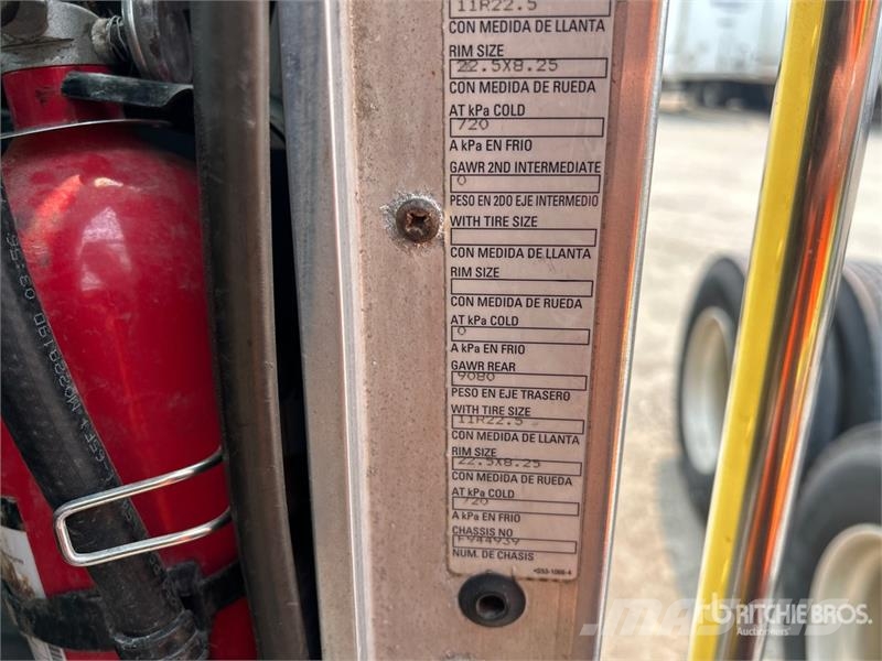 Kenworth T470 6x4 Cab and Chassis (Inoperable) Kabinen