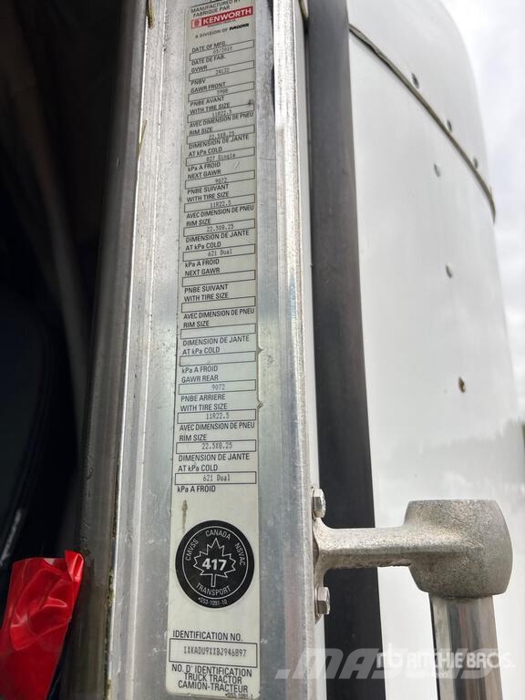 Kenworth T600 牵引车