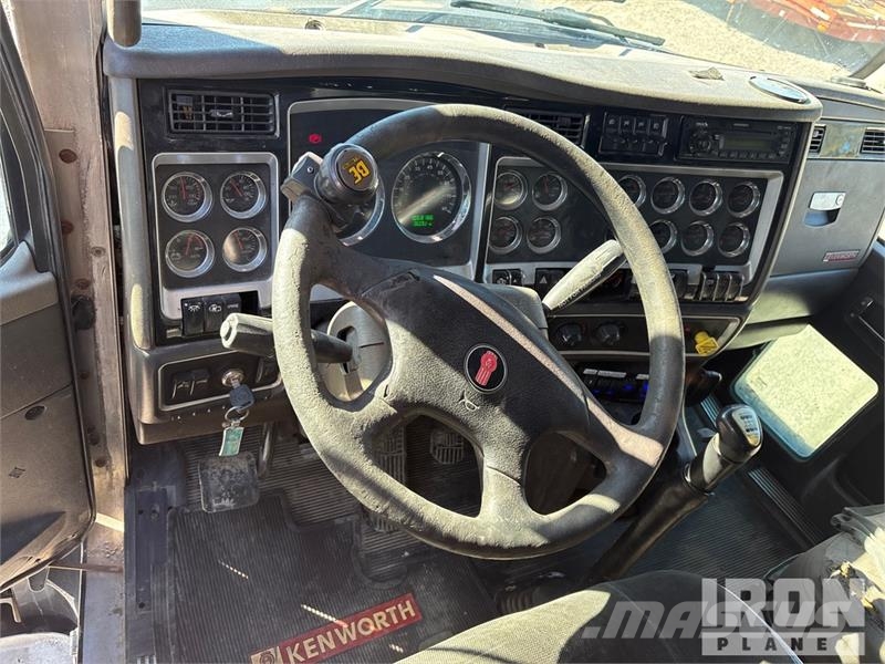 Kenworth T600 Sattelzugmaschinen