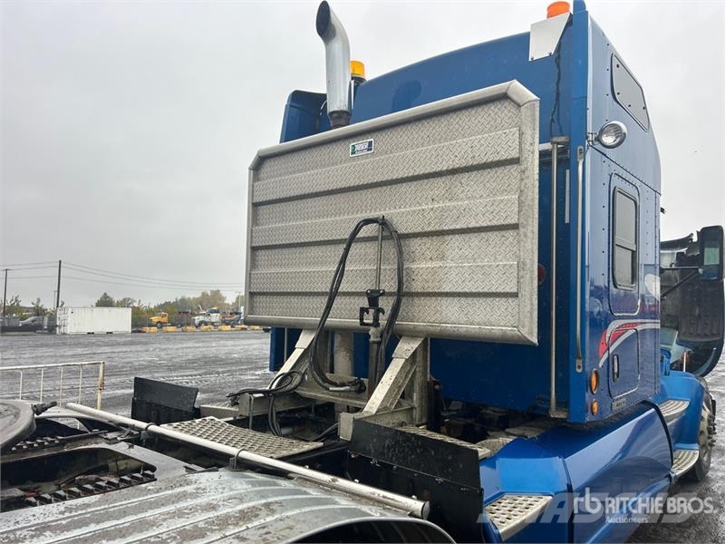 Kenworth T660 Naudoti vilkikai