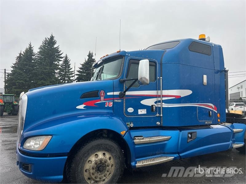 Kenworth T660 Naudoti vilkikai