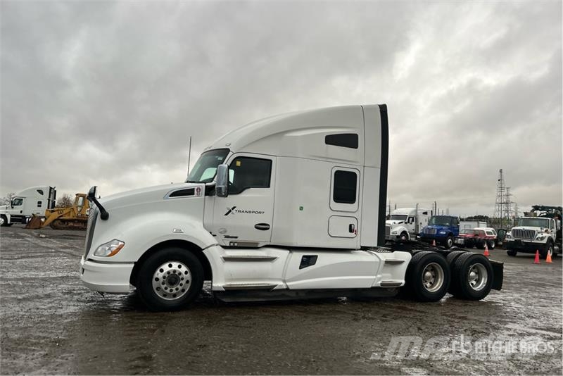 Kenworth T680 Truck Tractor Units