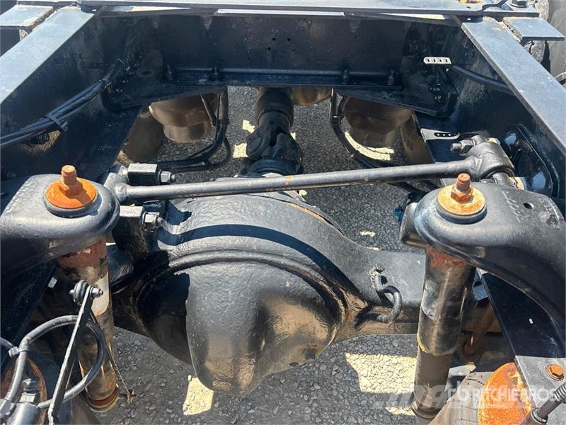 Kenworth T680 Truck Tractor Units
