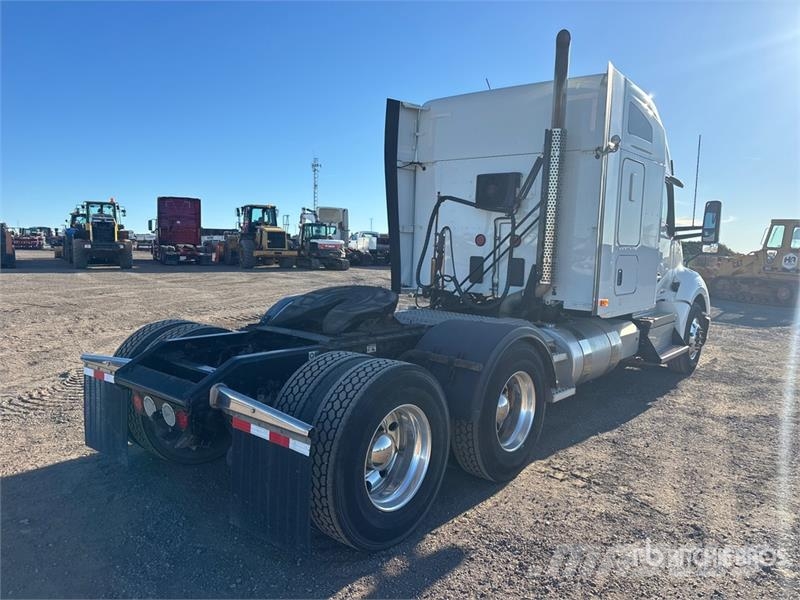 Kenworth T680 牵引车