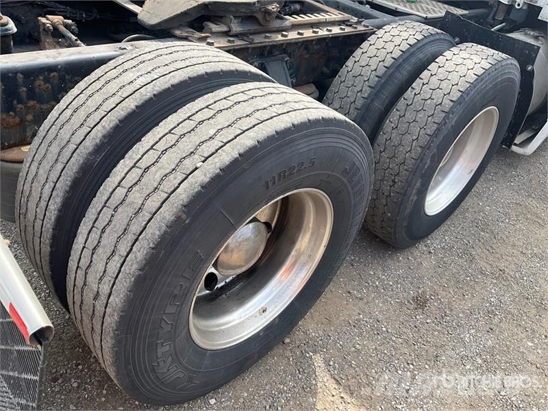 Kenworth T680 Vetopöytäautot