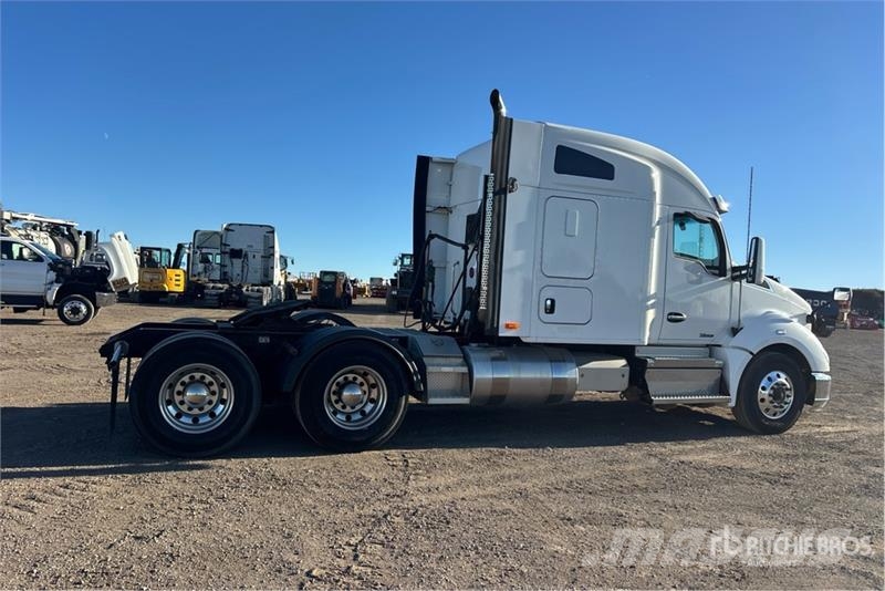 Kenworth T680 牵引车