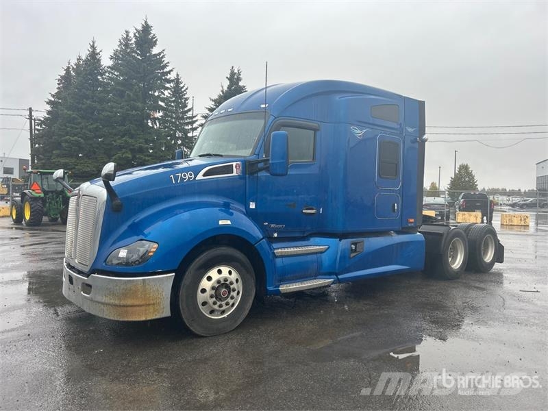 Kenworth T680 Naudoti vilkikai