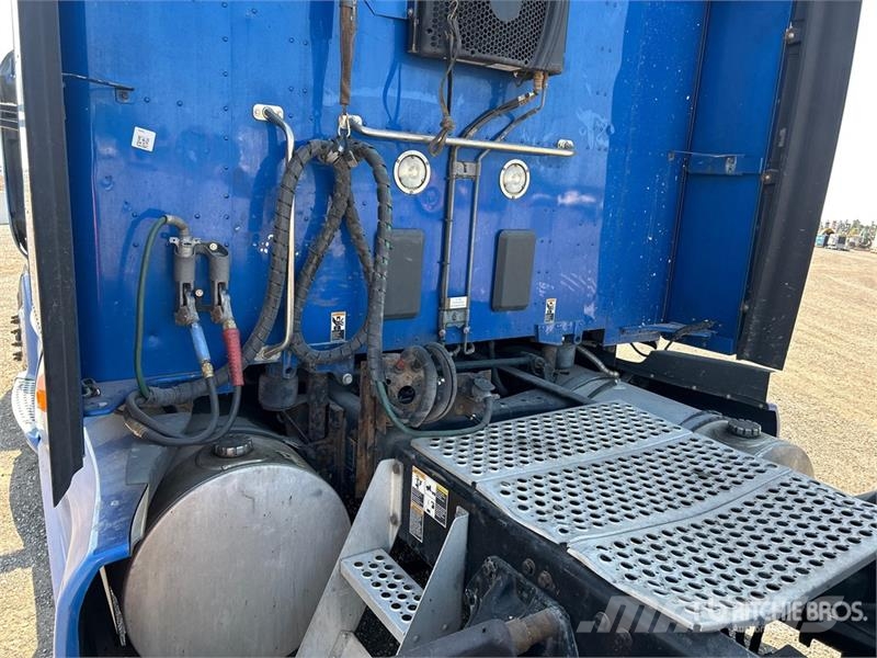 Kenworth T680 Tractor Units