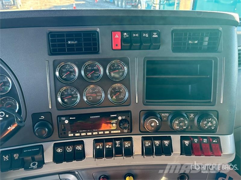 Kenworth T680 牵引车