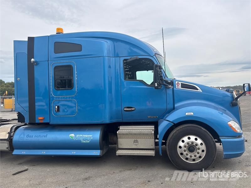 Kenworth T680 Vetopöytäautot