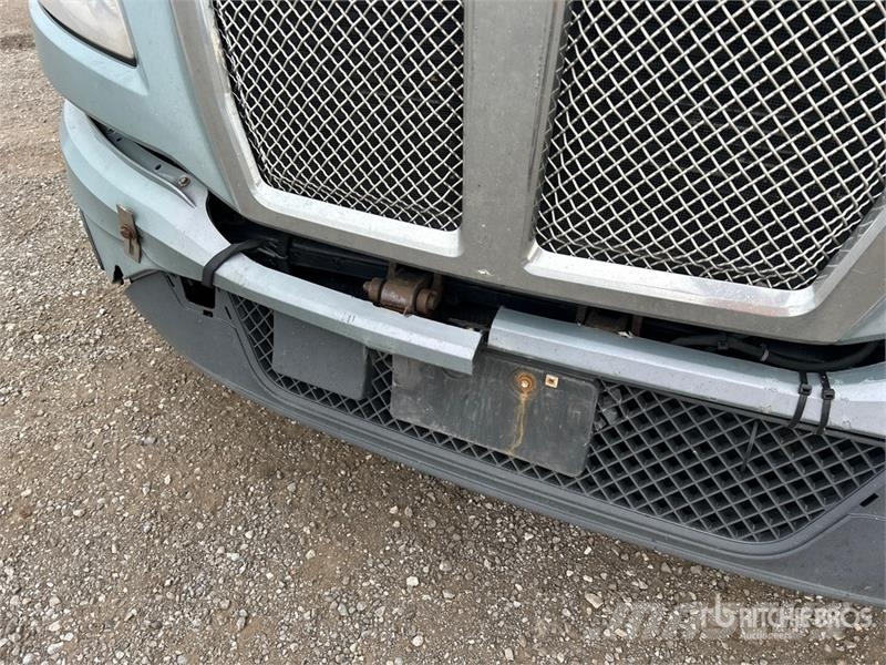 Kenworth T680 Tractor Units