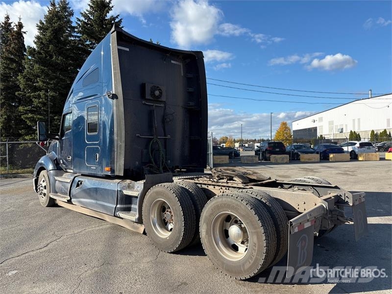 Kenworth T680 وحدات الجر