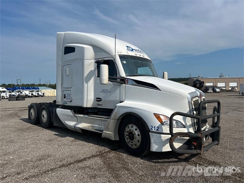 Kenworth T680 Vetopöytäautot
