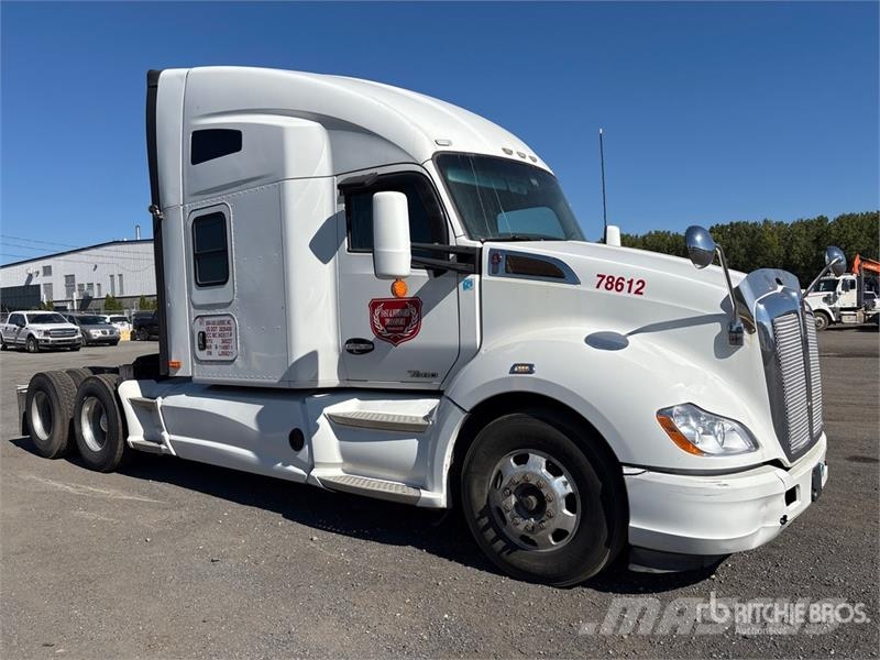 Kenworth T680 Motrici e Trattori Stradali