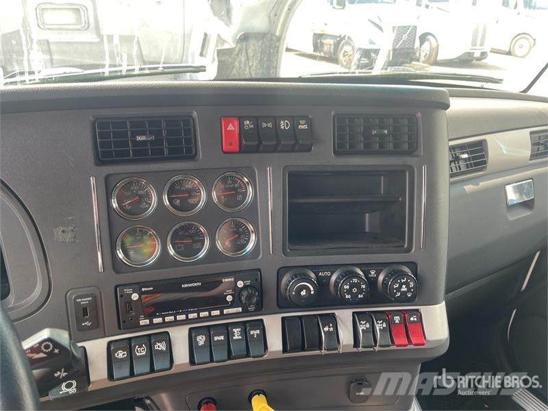 Kenworth T680 Τράκτορες