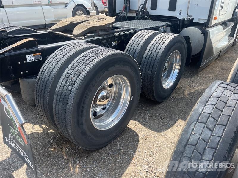 Kenworth T680 Τράκτορες