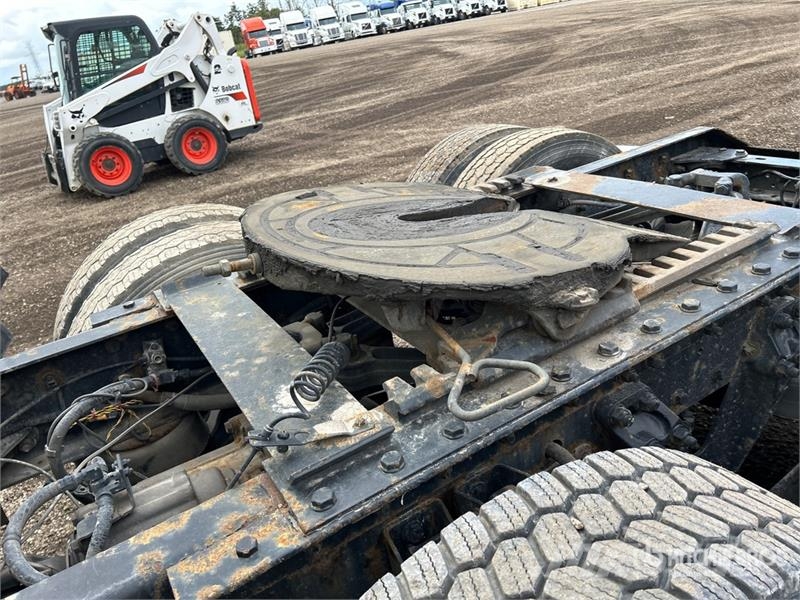 Kenworth T680 Vetopöytäautot
