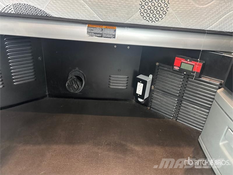 Kenworth T680 Vetopöytäautot
