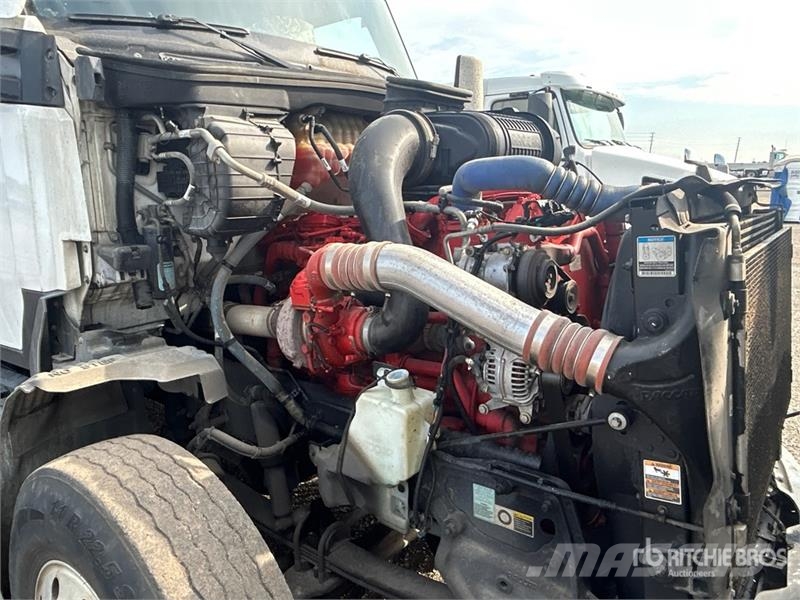 Kenworth T680 Vetopöytäautot