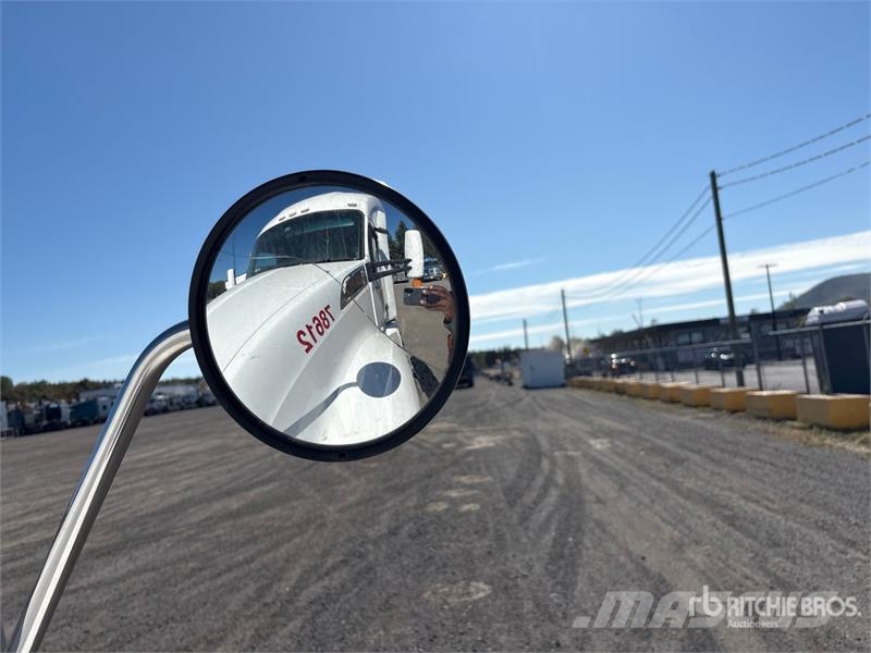 Kenworth T680 Motrici e Trattori Stradali