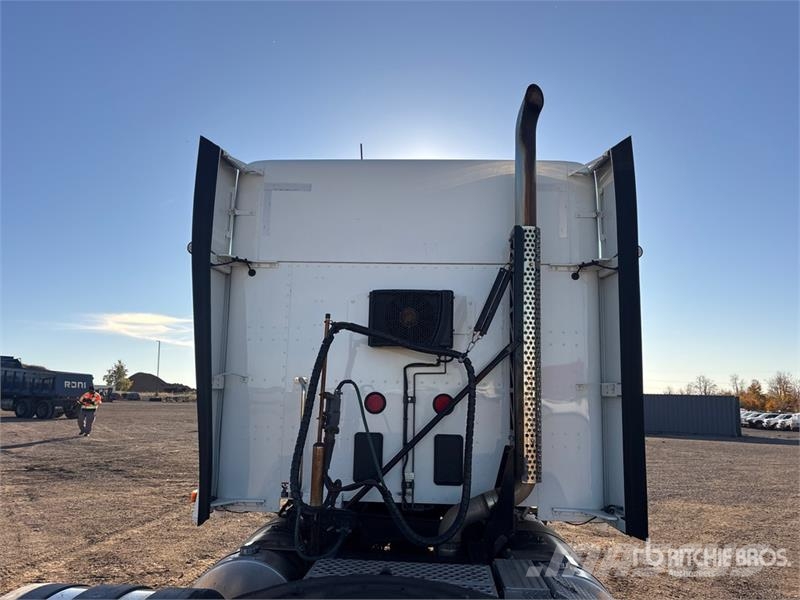 Kenworth T680 牵引车