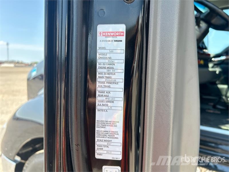 Kenworth T680 Vetopöytäautot