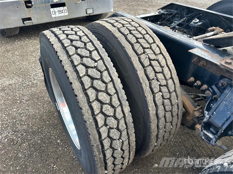 Kenworth T680 Tractor Units