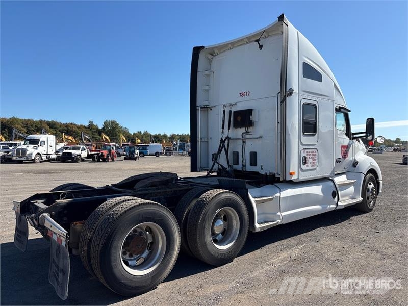 Kenworth T680 Motrici e Trattori Stradali