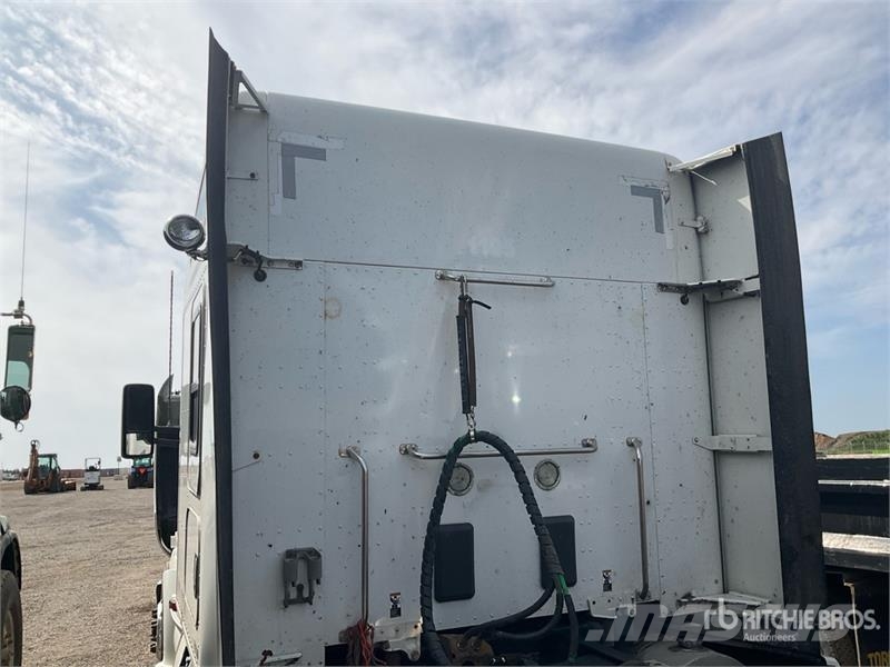 Kenworth T680 Vetopöytäautot