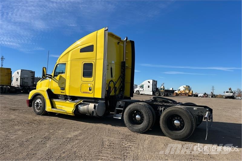 Kenworth T680 Truck Tractor Units